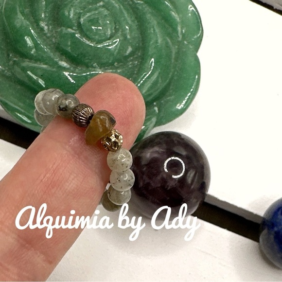Goth vibes Labradorite beaded gem ring/handmade bohemian - Picture 2 of 6
